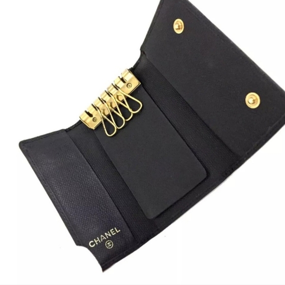CHANEL BLACK KEY WALLET - Picture 3 of 9